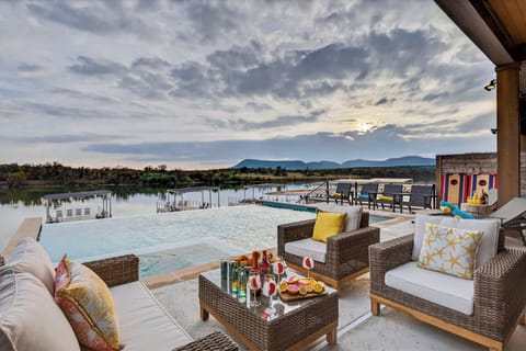 Incredible Waterfront Views