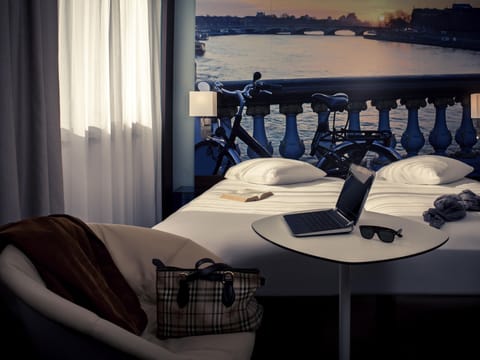 Standard Room, 2 Twin Beds | Premium bedding, memory foam beds, in-room safe, soundproofing