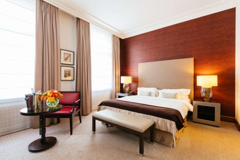 Superior Room | Premium bedding, pillowtop beds, minibar, in-room safe