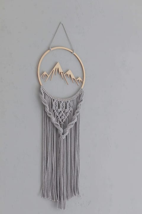 Decorative details in the apartment.