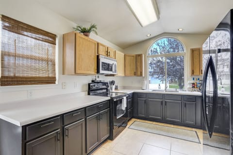 Kitchen with modern appliances