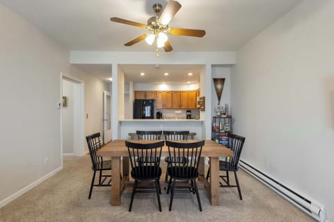 Dining table for 6, plus  breakfast nook