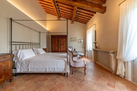 Suite, City View | In-room safe, blackout drapes, free WiFi