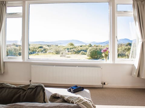 Interior Design, Room, Daylighting, Window Treatment, Linens, Curtain, Pillow, Throw Pillow