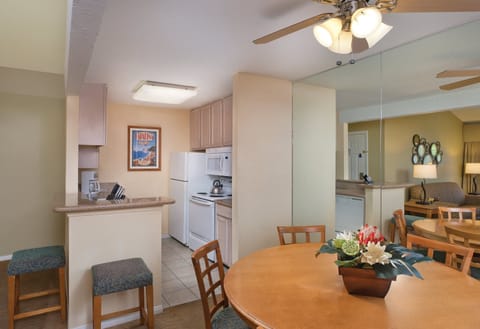 Condo, 3 Bedrooms, Kitchen | Dining room