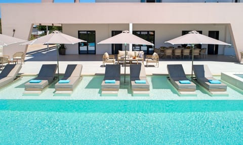 Celestial Luxury Villa | HotelPraxis Group