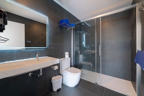 Villa, 2 Bedrooms | Bathroom | Shower, hair dryer, towels, soap
