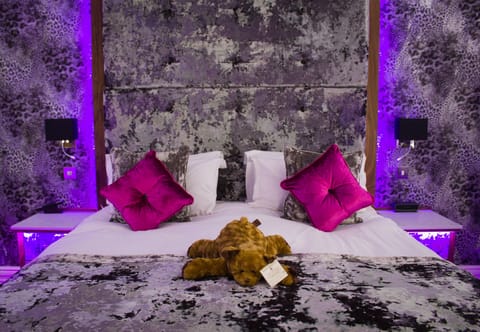 Luxury Double Room, 1 King Bed | Premium bedding, individually decorated, individually furnished