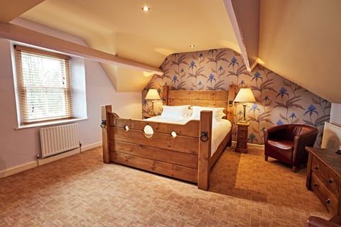 Superior Room | Desk, free WiFi, bed sheets