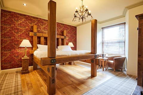 Superior Room | Desk, free WiFi, bed sheets