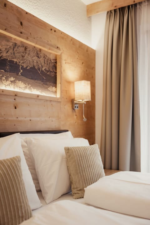 Comfort Double Room (Standard) | Premium bedding, down comforters, minibar, in-room safe