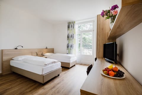 Basic Twin Room | In-room safe, desk, soundproofing, free WiFi