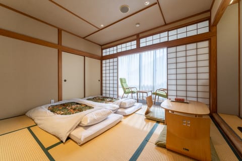 Japanese Style Room, 8 Tatami-mats, Non-Smoking | In-room safe, desk, free WiFi, bed sheets