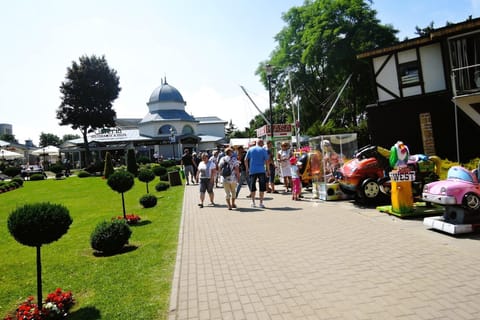 Surroundings [summer] (1-5 km)