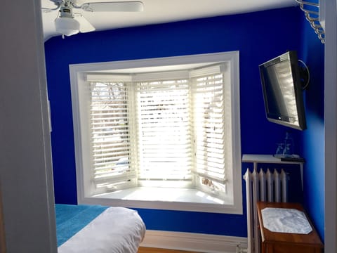 Sun, Moon & Stars Suite | Premium bedding, pillowtop beds, individually decorated