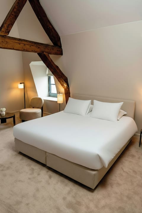 Basic Suite | Premium bedding, pillowtop beds, free minibar items, in-room safe