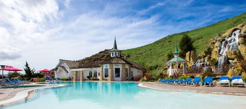 Outdoor pool, pool umbrellas