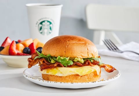 Daily cooked-to-order breakfast (USD 8.95 per person)