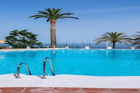 Holiday Home Swimming Pool