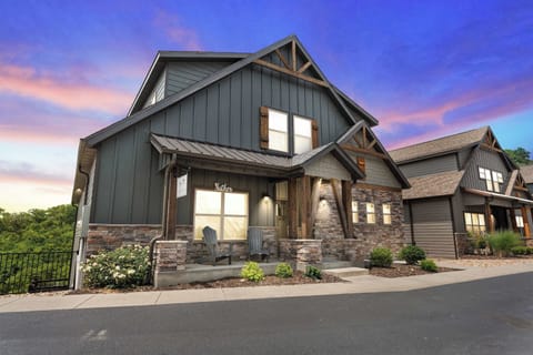 Welcome to Grizzly's Getaway!