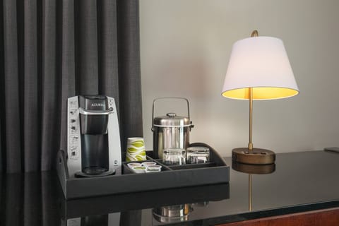 Premium bedding, in-room safe, desk, iron/ironing board