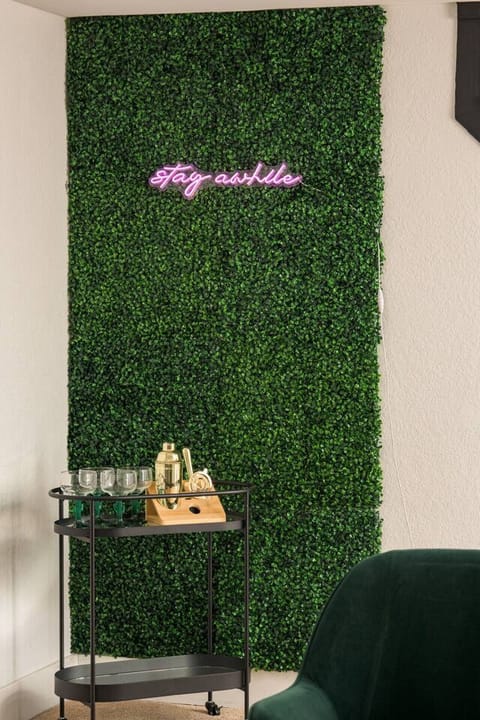 Cozy cocktail corner for unwind time