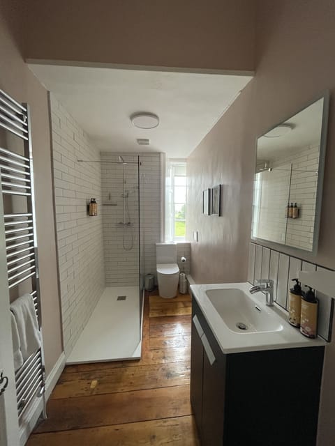 Individually decorated, individually furnished, free WiFi