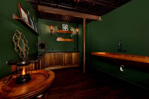 Your very own bar, right at home!