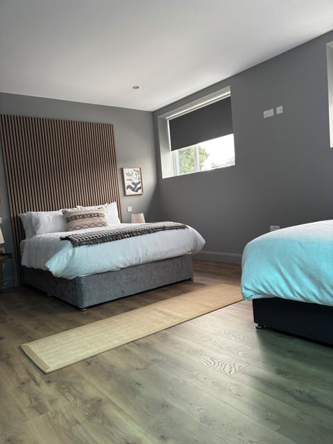 Comfort Triple Room | Desk, iron/ironing board, free WiFi