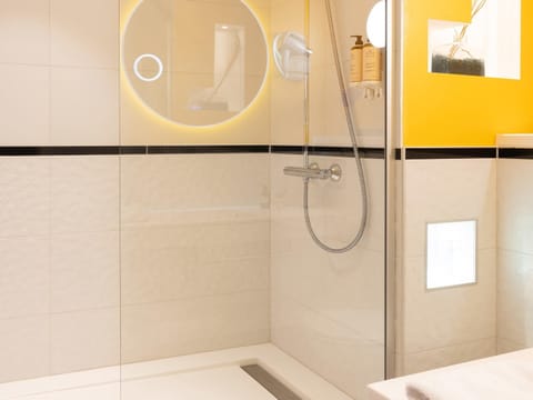 Superior Double Room, 1 Double Bed | Minibar, in-room safe, desk, soundproofing