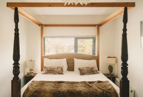 Double Room with Private External Bathroom | Free WiFi