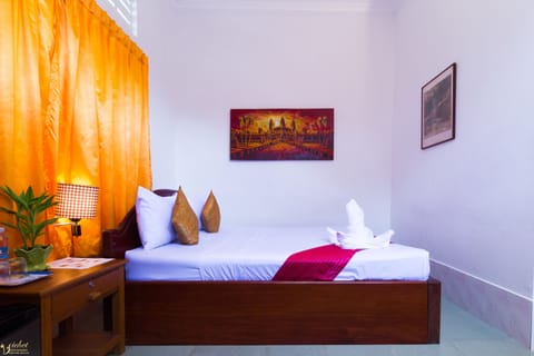 Double Room with Airconditioning | Minibar, in-room safe, desk, free WiFi