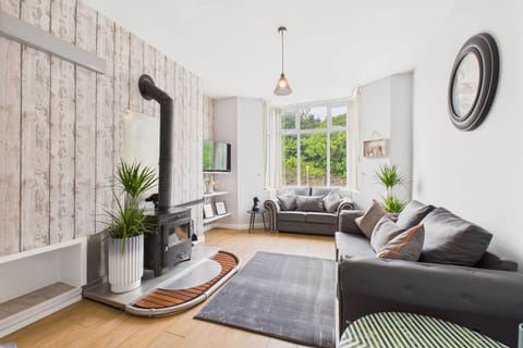 Crosby House, Port Clarence - Host & Stay