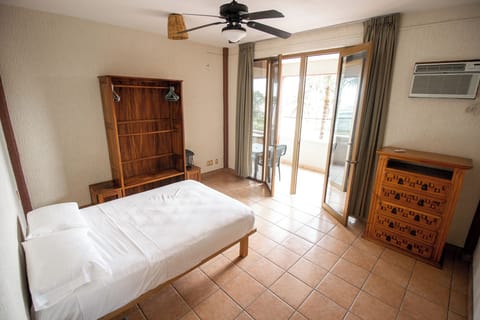 Superior Villa, Balcony, Beach View | Free WiFi