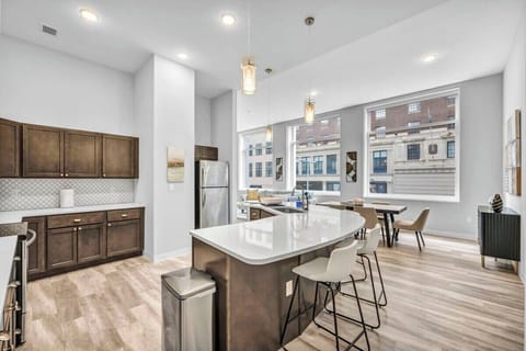 Fully stocked luxury kitchen