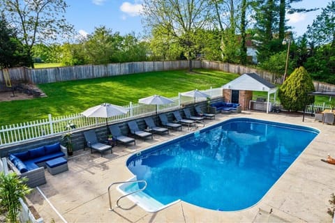 Dive into relaxation with our beautiful inground private pool, designed for endless fun and comfort.