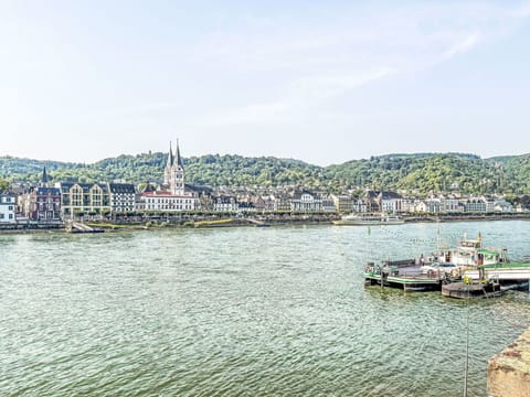 Wood, Flooring, Interior Design, Floor, Furniture, Wood Flooring, Room, Ceiling, Wood Stain, Hardwood