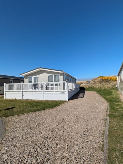 Dune Haven Luxury Lodge