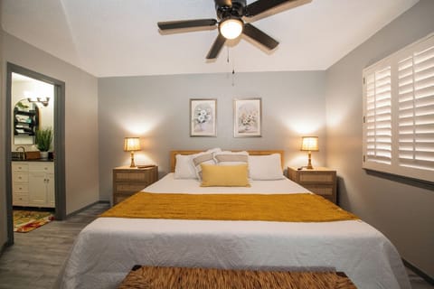 Our Máster suite,  an inviting and cozy room , completely private!