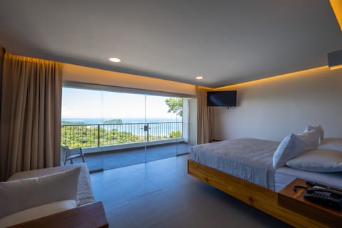 Standard Sunrise Ocean View Room | Premium bedding, down comforters, in-room safe, desk