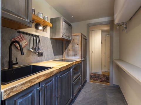 Swimming Pool, Resort, Hotel, Balcony, Resort Town, Seaside Resort, Tropics, Outdoor Furniture, Thermae