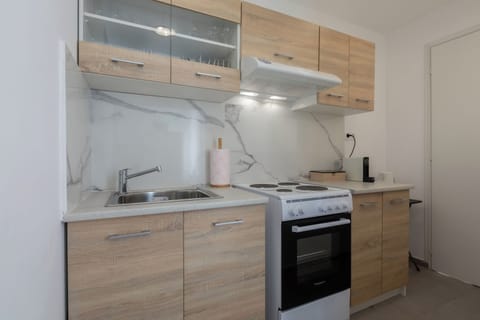 Classic Apartment, Kitchen, Courtyard Area | Living area