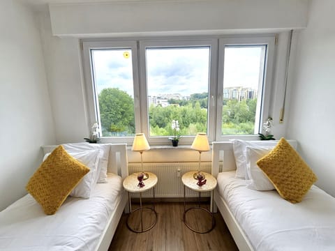 Iron/ironing board, free WiFi