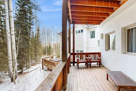 Private deck number 3