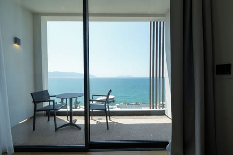 Standard Double Room, Balcony, Sea View | Free WiFi