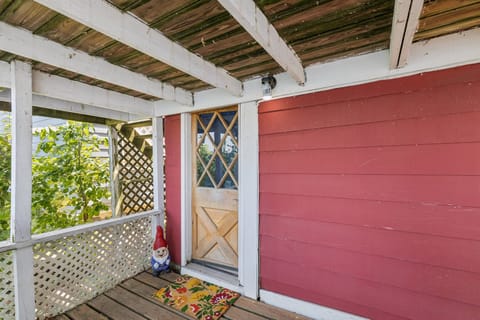 Indoors, House, Porch, Home Decor, Rug