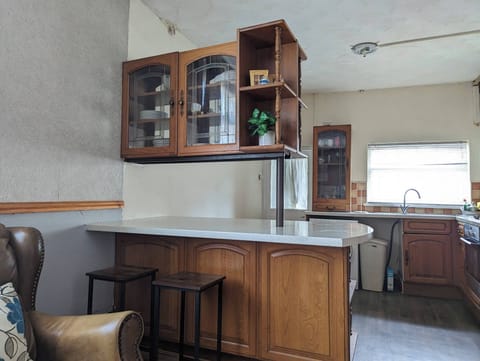 House, 6 Bedrooms | Interior