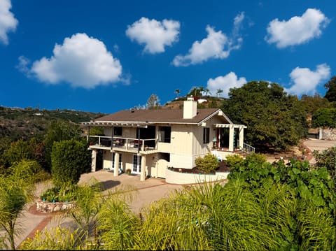 Penthouse (upper level) and Grove View Suite (lower level)