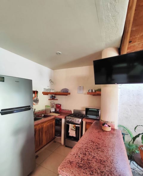 Apartment, 2 Bedrooms | Private kitchen