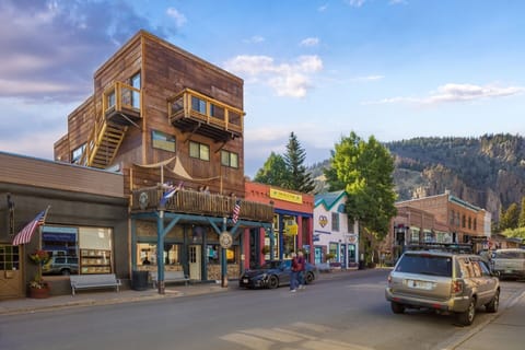 OMI Lofts downtown Creede - OMI Lofts downtown Creede